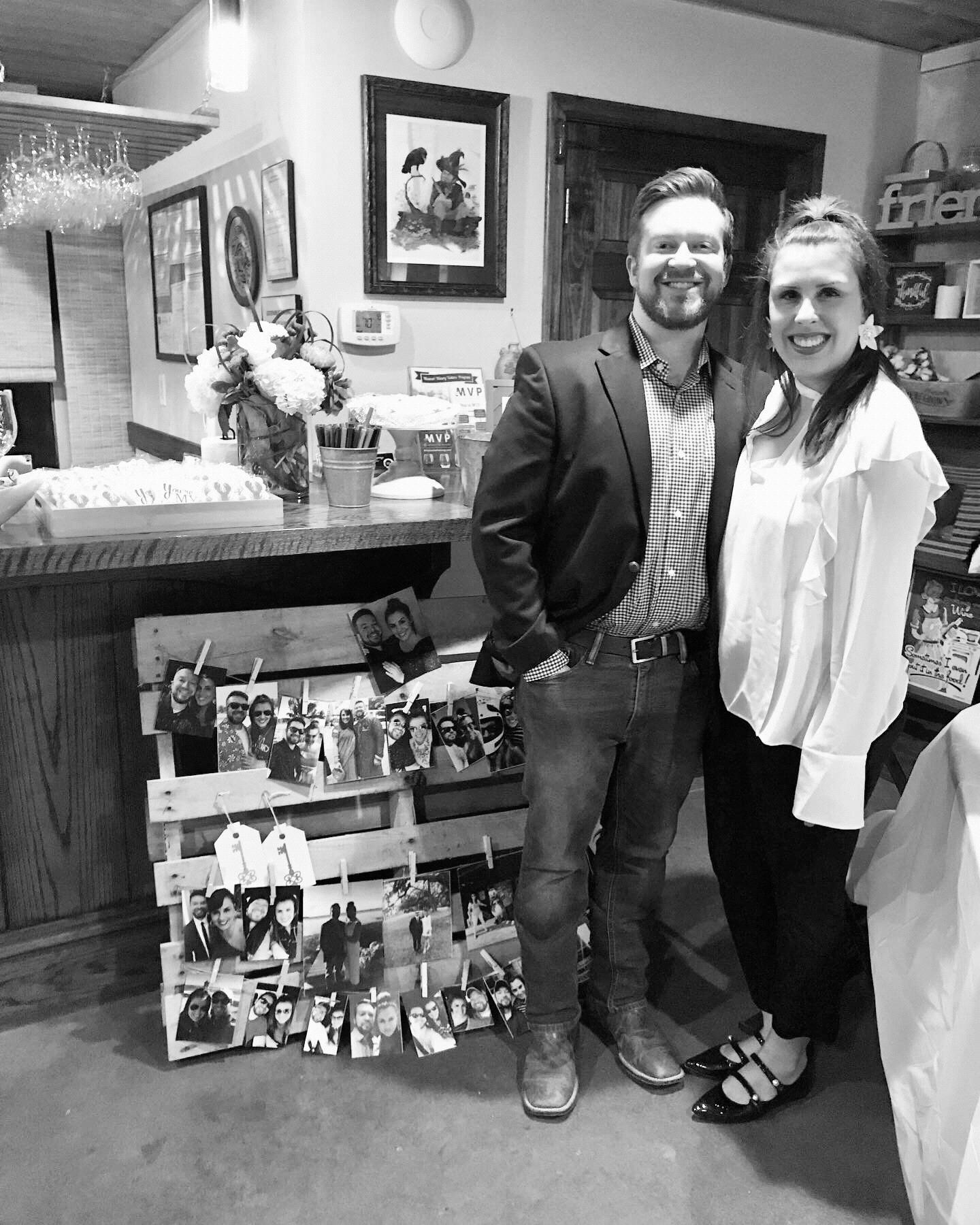 Celebrated our engagement with Missouri family and friends 💍
