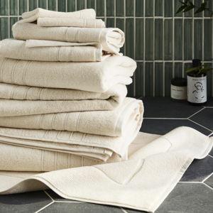 Brooklinen, Super-Plush Complete 9-Piece Towel Set - Vanilla