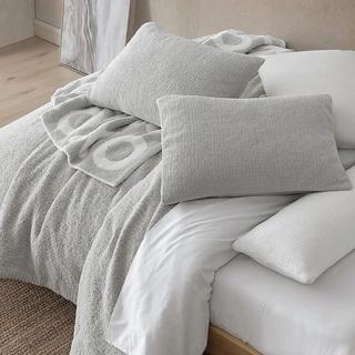 Snug Stitch Comforter