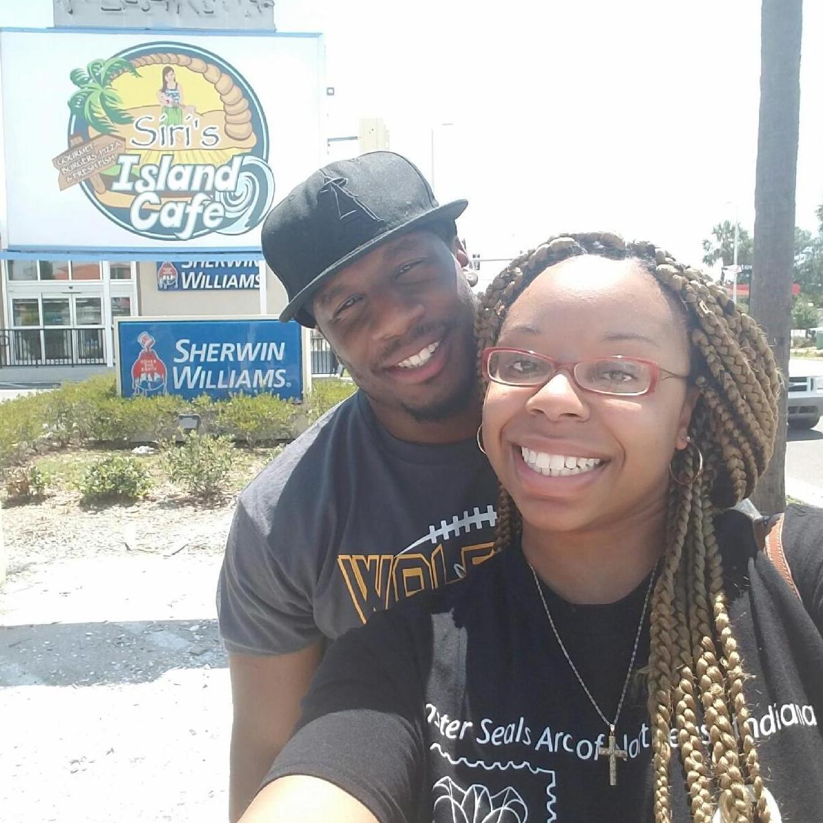 Fresh off our 17 hour drive to Florida... SO happy to be out the car & get some amazing food!