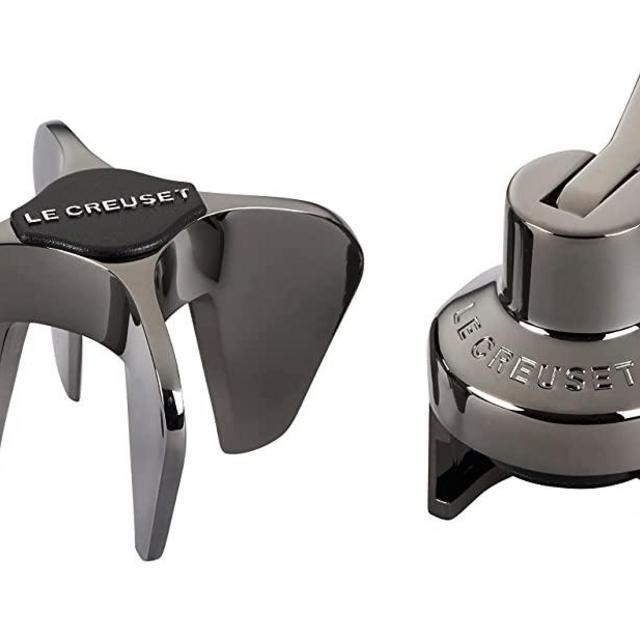 Le Creuset Sparkling Wine Set (Champagne Crown Sealer & Champagne Star), Black Nickel