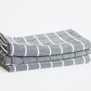 TPE 100% Cotton Navy w Natural Grid Napkin
