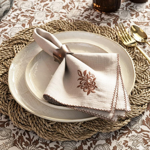 Luxury Embroidered Cloth Napkins – Biscuit Lattice, Set of 6, 18x18 | Elegant Cotton Blend Dinner Napkins with Floral Motif for Holiday Tables, Thanksgiving, Christmas & Formal Dining