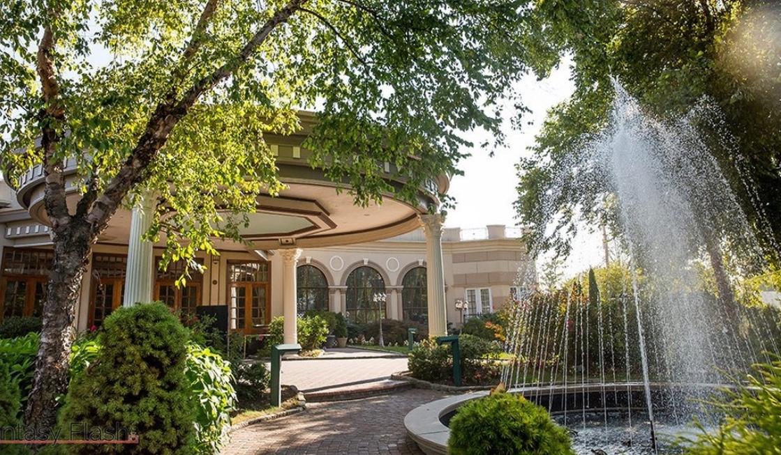 The Wedding Website of Christine Kozlow and Antonio DiMaggio