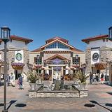 Gilroy Premium Outlets
