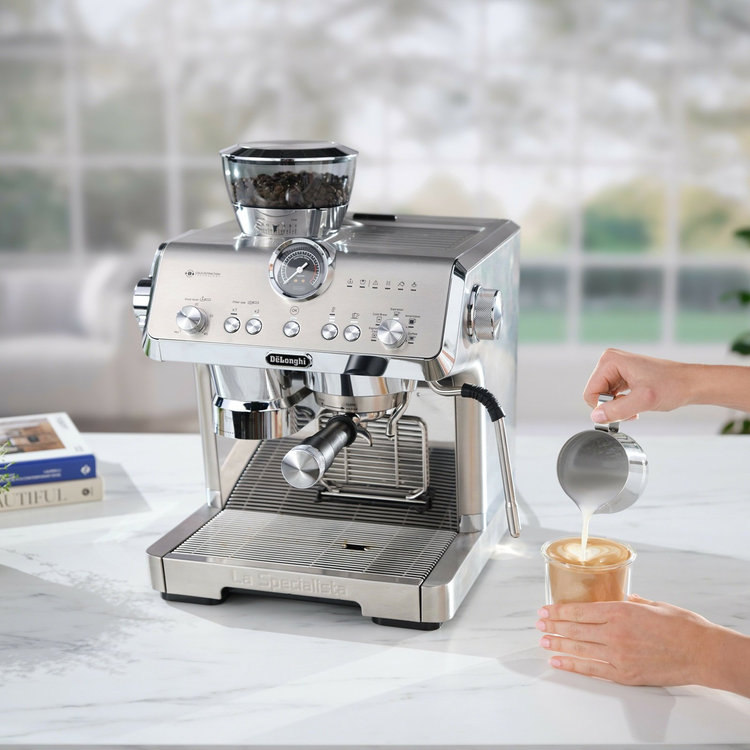 De'Longhi, La Specialista Opera Espresso Machine with Cold Brew | Zola