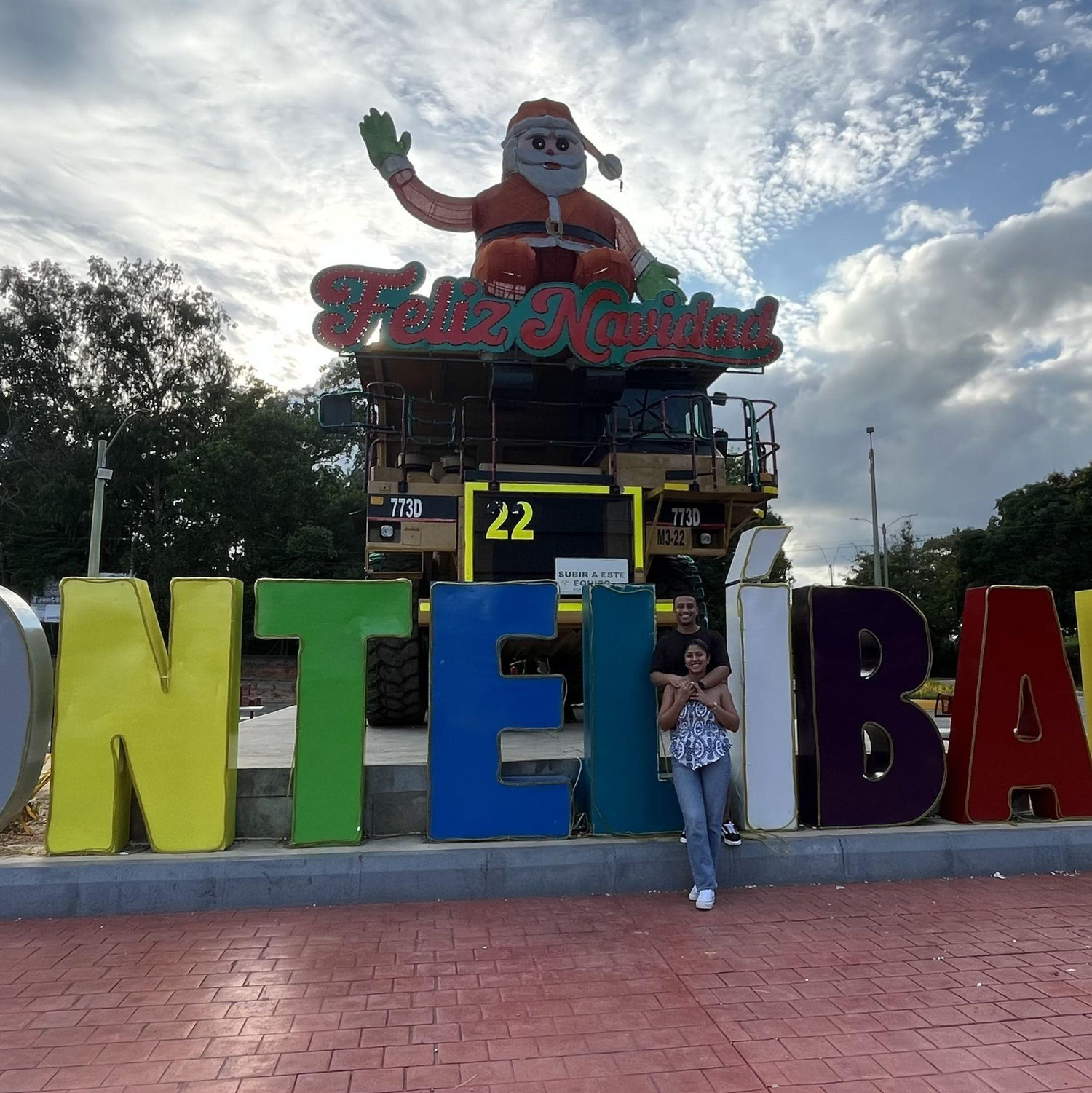 Ryan visitando el pueblo natal de Brenda por primera vez.
