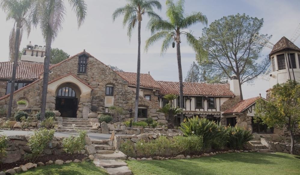 The Wedding Website of Kimberly Marino and Justin Wyse