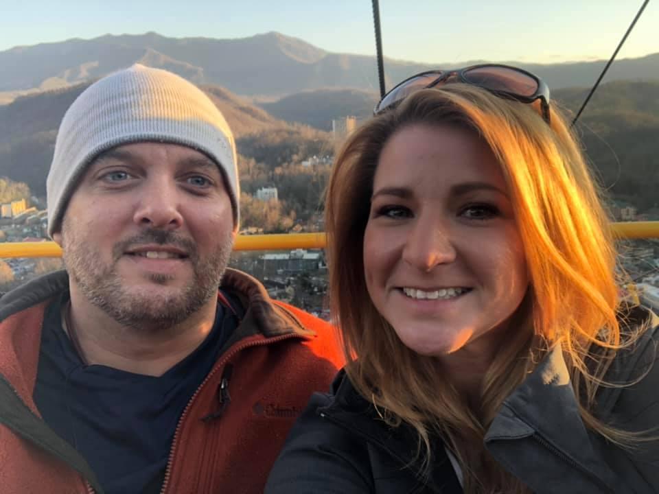 The Wedding Website of Lauren Peach and Chad Miles