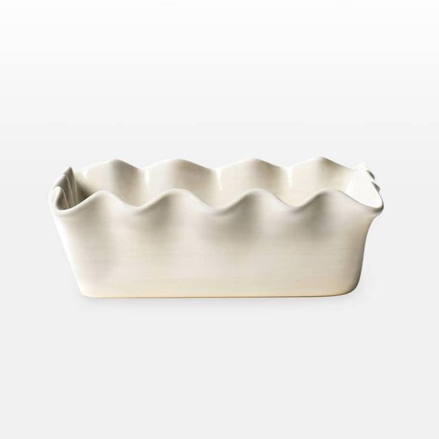 Coton ColorsSignature White Ruffle Loaf Pan