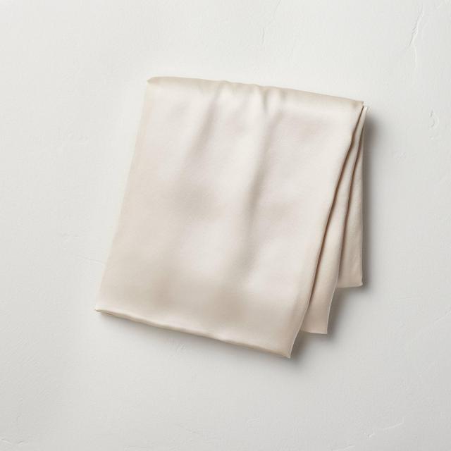 Standard Solid Silk Pillowcase Natural - Casaluna™