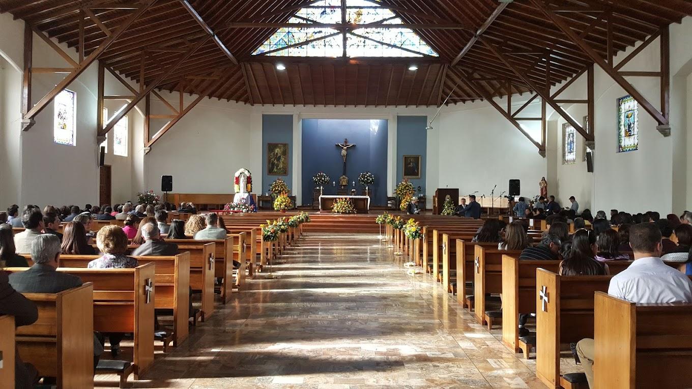 The Wedding Website of Daniel Robalino and Janahina Reascos