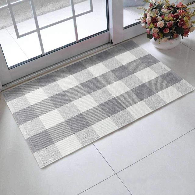 Buffalo Plaid Rug 24x35 - Grey and White