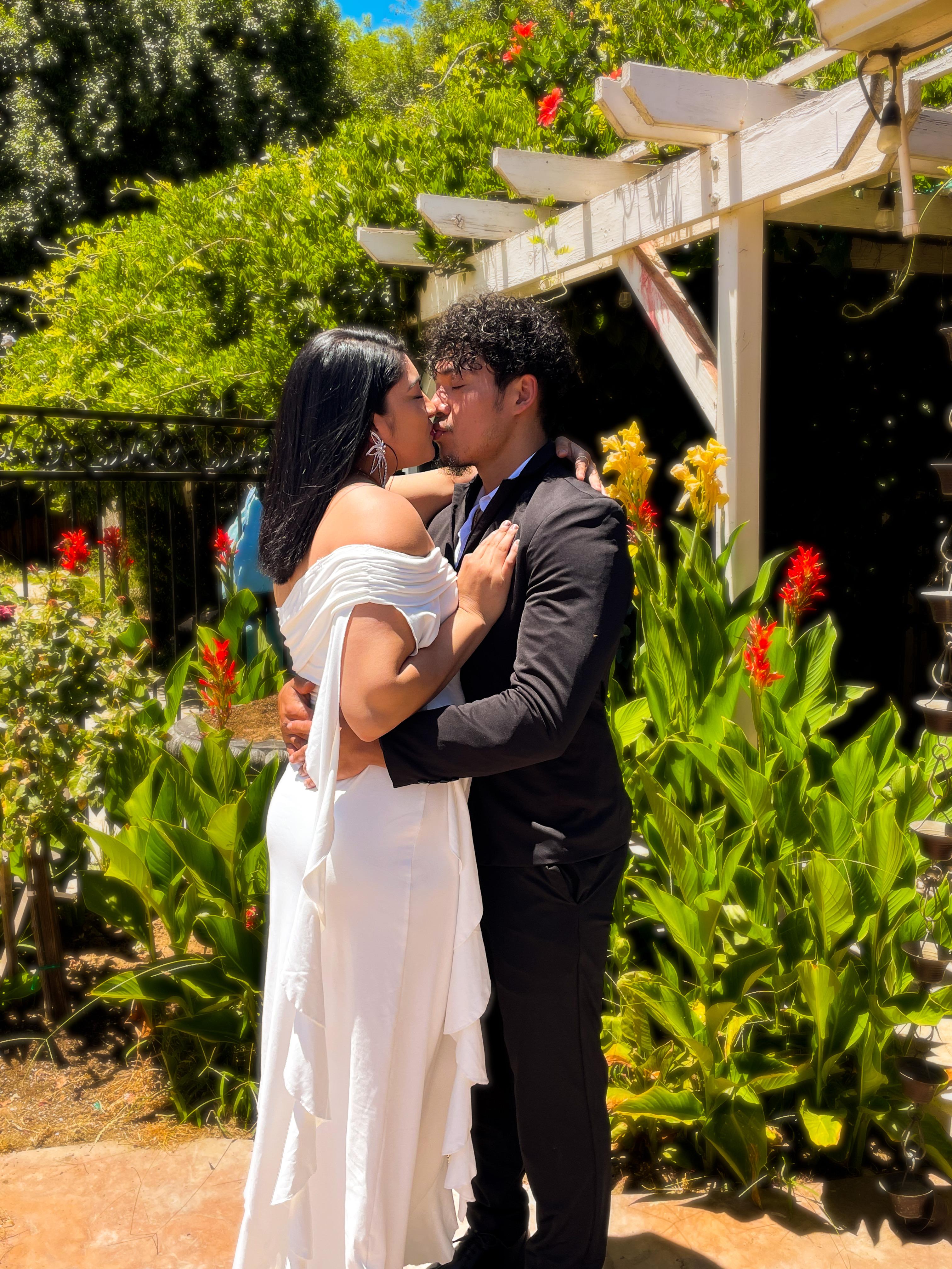The Wedding Website of Isaiah Escalona and Stephanie Bustos