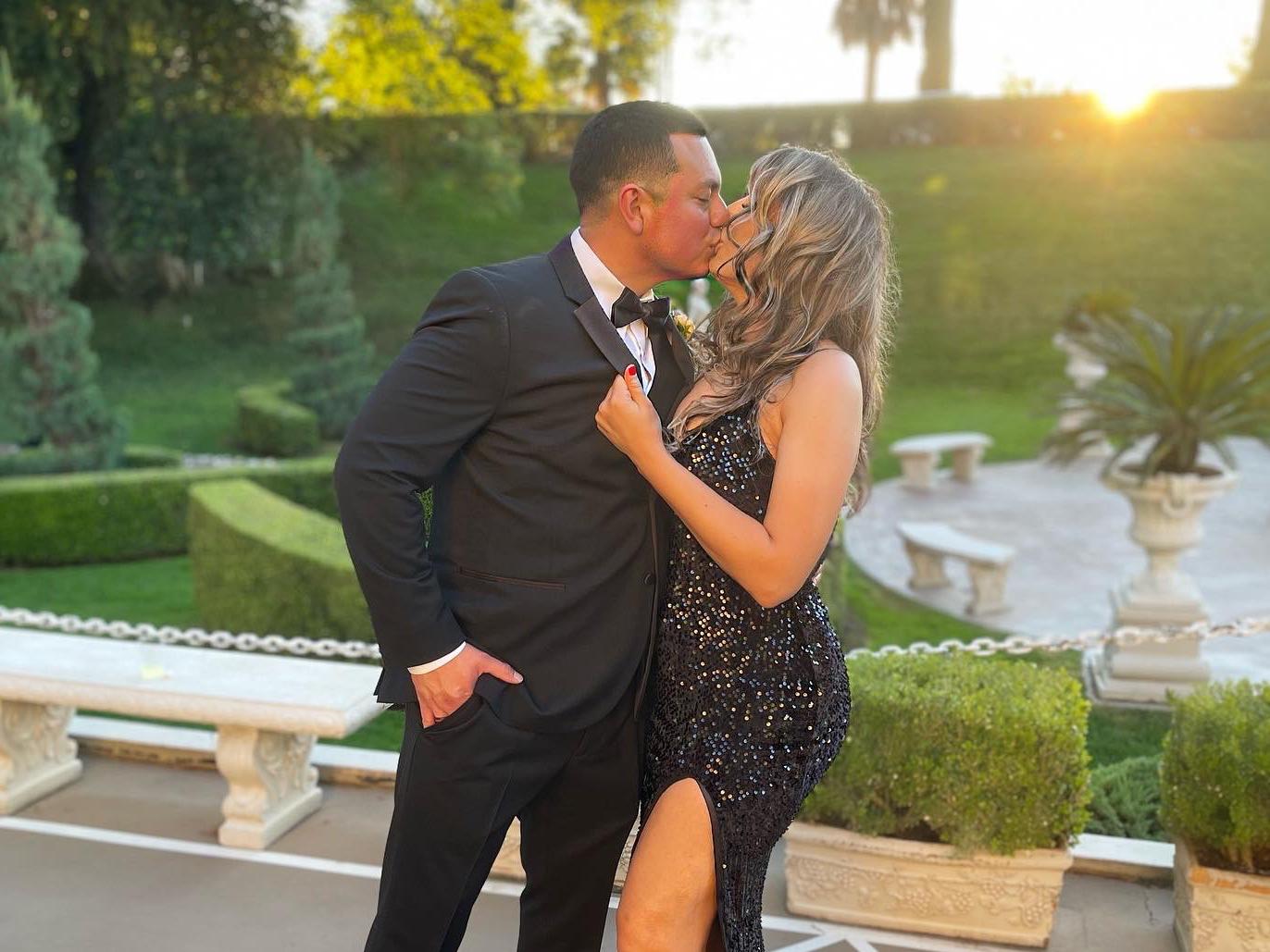 fdcc1381-bcaf-47c5-b6ce-63d2529de498