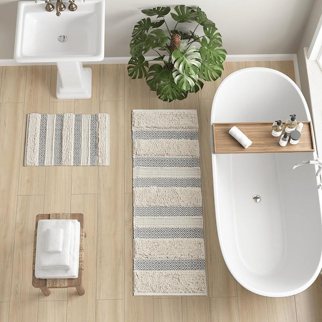 INK+IVY Bath Rug Hand-Woven Texture Shaggy Striped Soft & Water Absorbent, Boho Bathroom Décor Bath-Mats, Non-Slip Absorbent Quick Dry Mats for Tub, Shower Room, Asher, 20x32 Grey