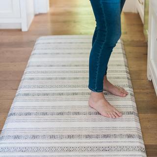 Nama Paloma Standing Mat