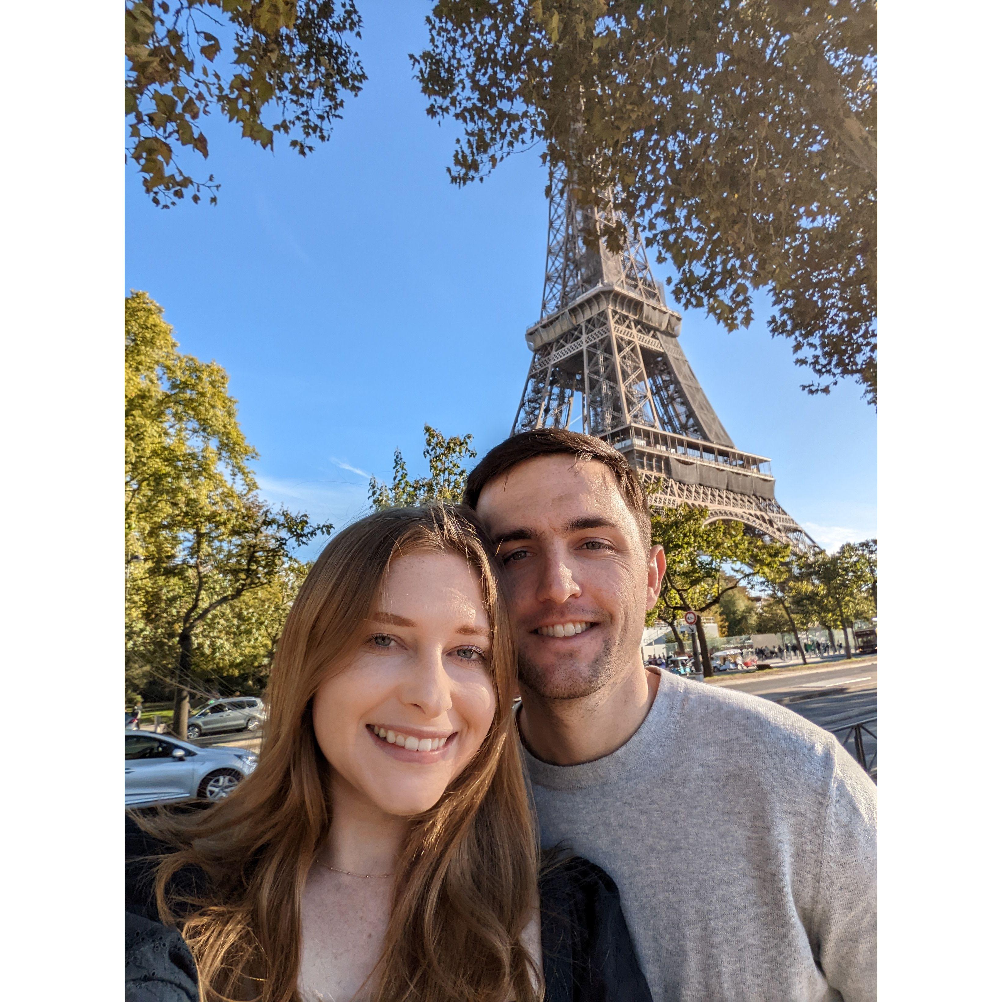 Golden hour in front of the Eiffel Tower <3