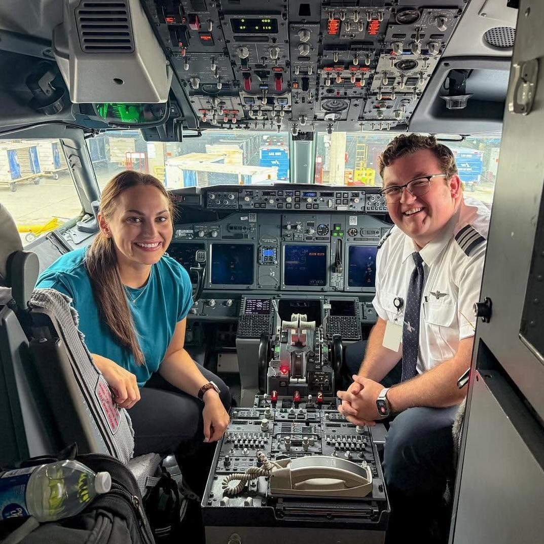 Michael flying Hillary for the first time (RDU-LAX, July 2025)