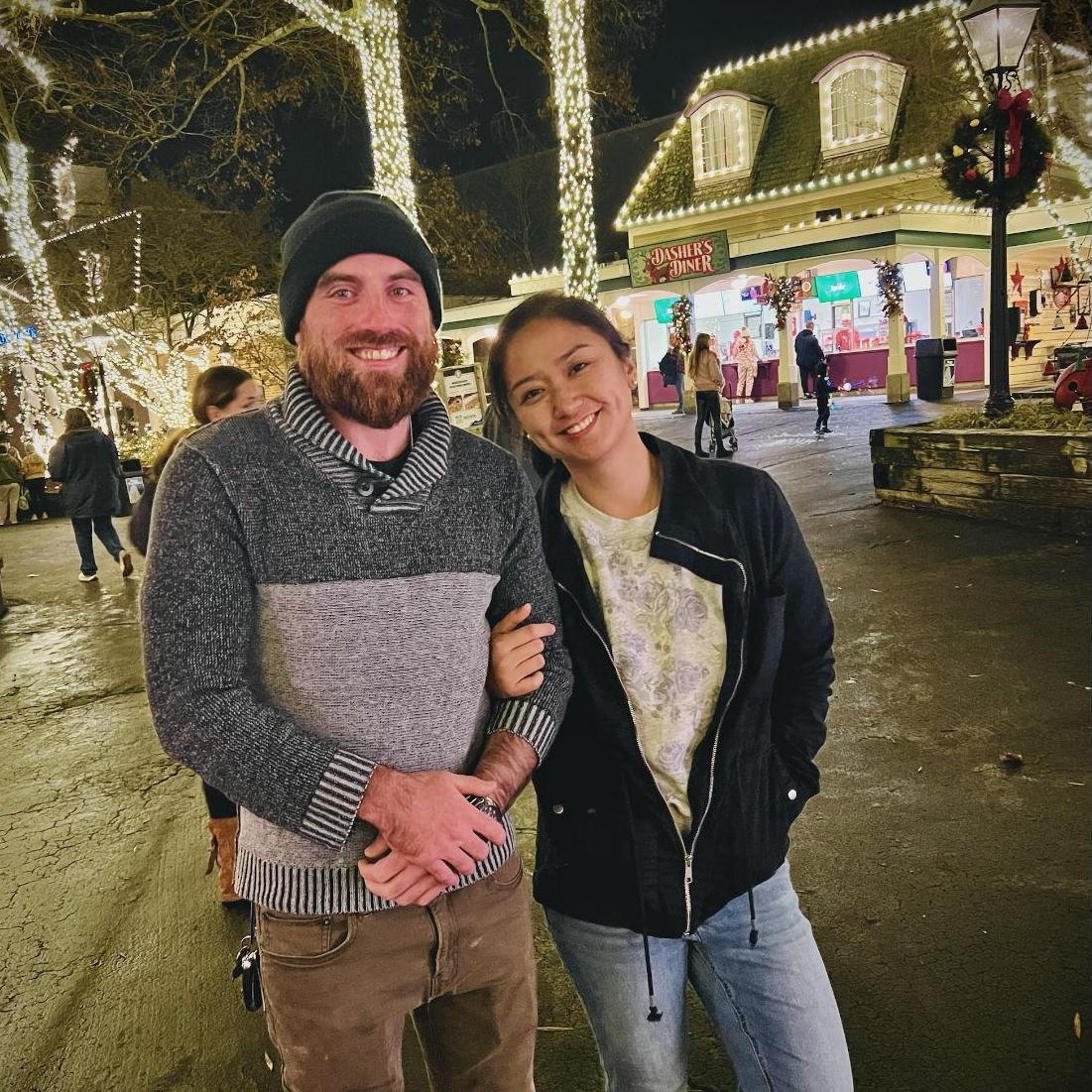 Met Kevin's dad's side of the family at Kings Dominion at Christmas!