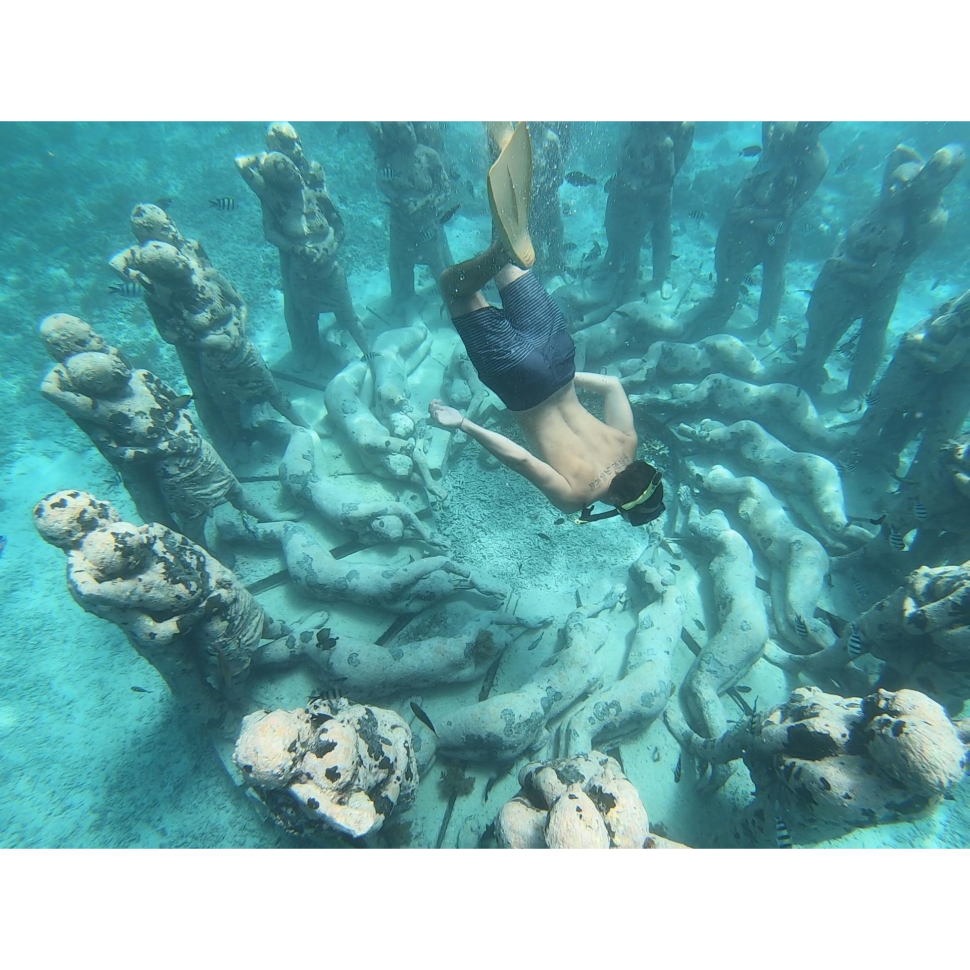 Snorkeling in Gili Meno