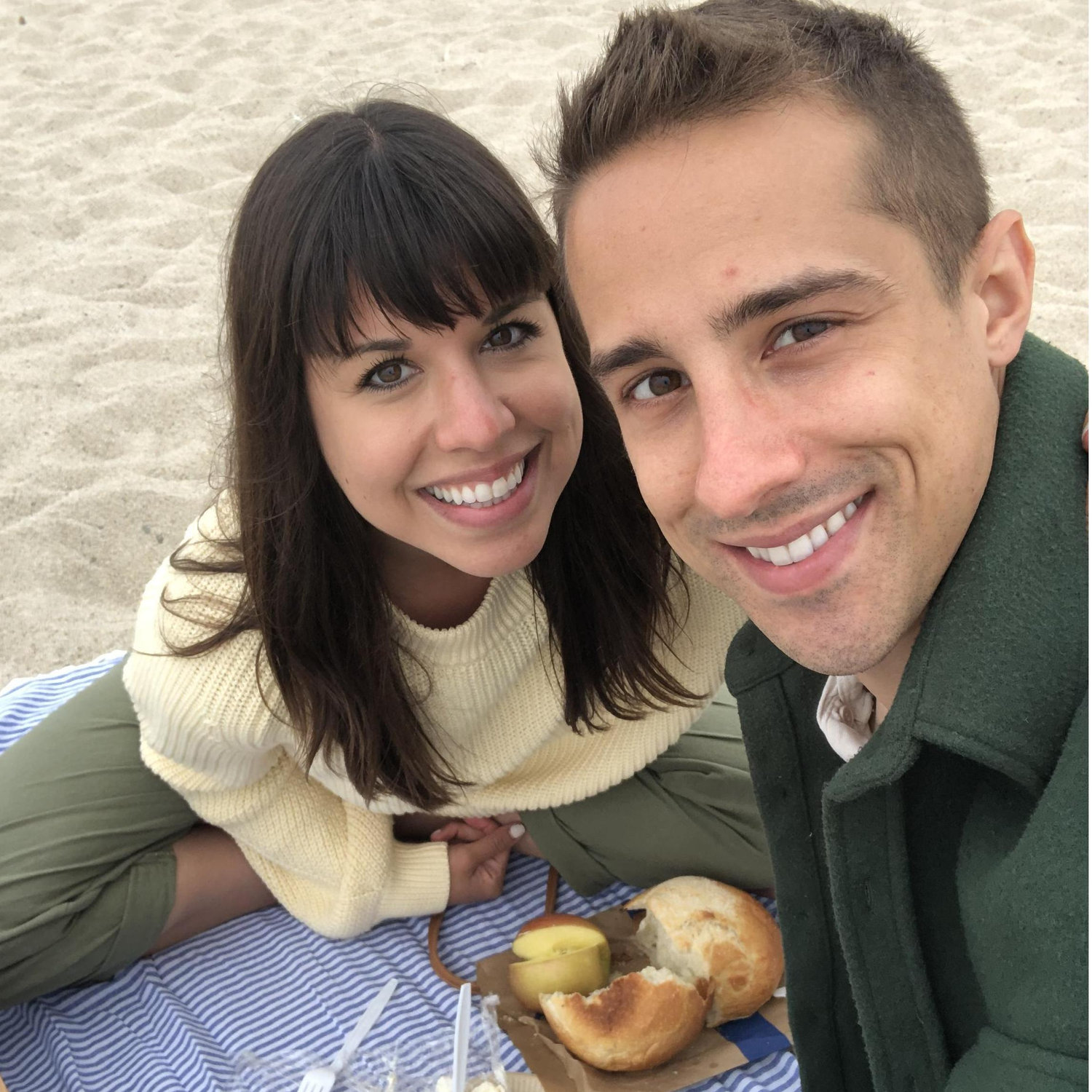 Picnics are our favorite - this one is win Carmel :)