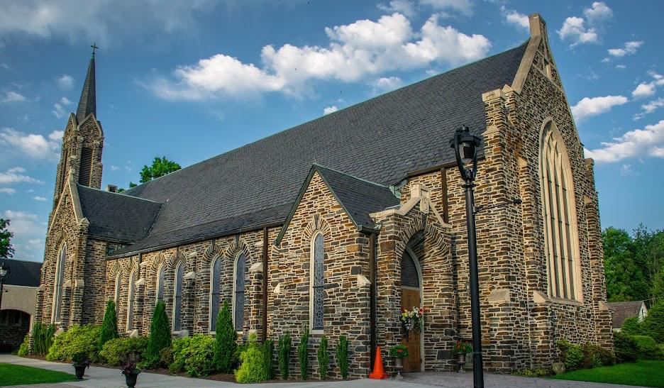 The Wedding Website of Daniel Jones and Elizabeth Schweighart