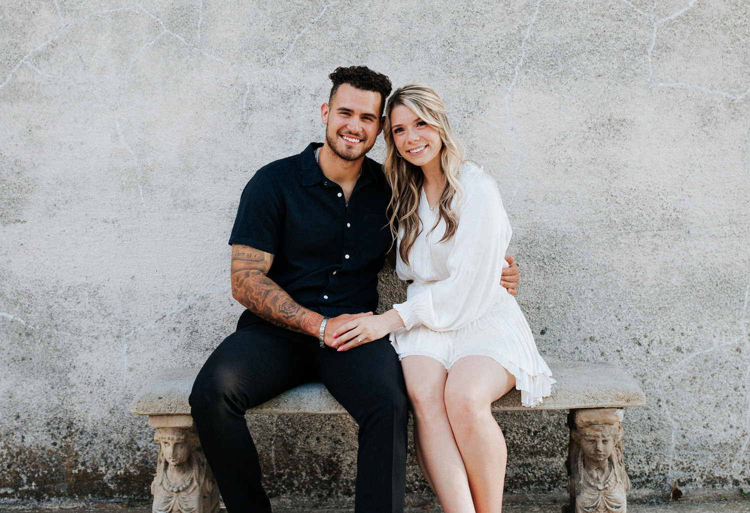 The Wedding Website of Abigale Estes and René Reyna II