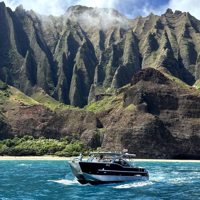 Na Pali Coast Boat Tour