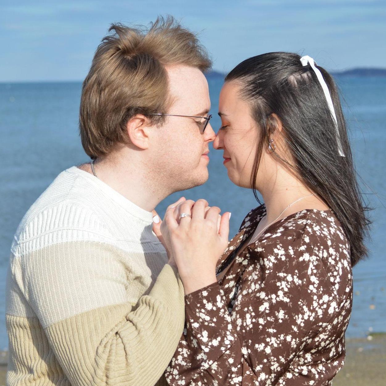 Thank you to Dee for these wonderful engagement photos! Go check out more of her work at @betweenthemomentsphotography on socials or https://betweenthemomentsphotography.pixieset.com