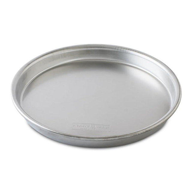 Nordic Ware Naturals 14" Deep Dish Pizza Pan