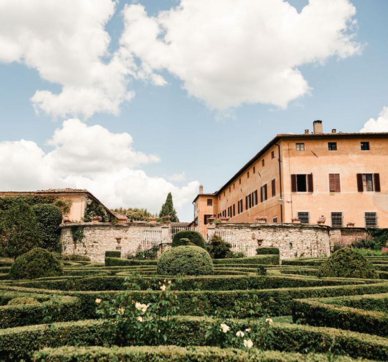 The Wedding Website of Christine Skari and Kyle Reece