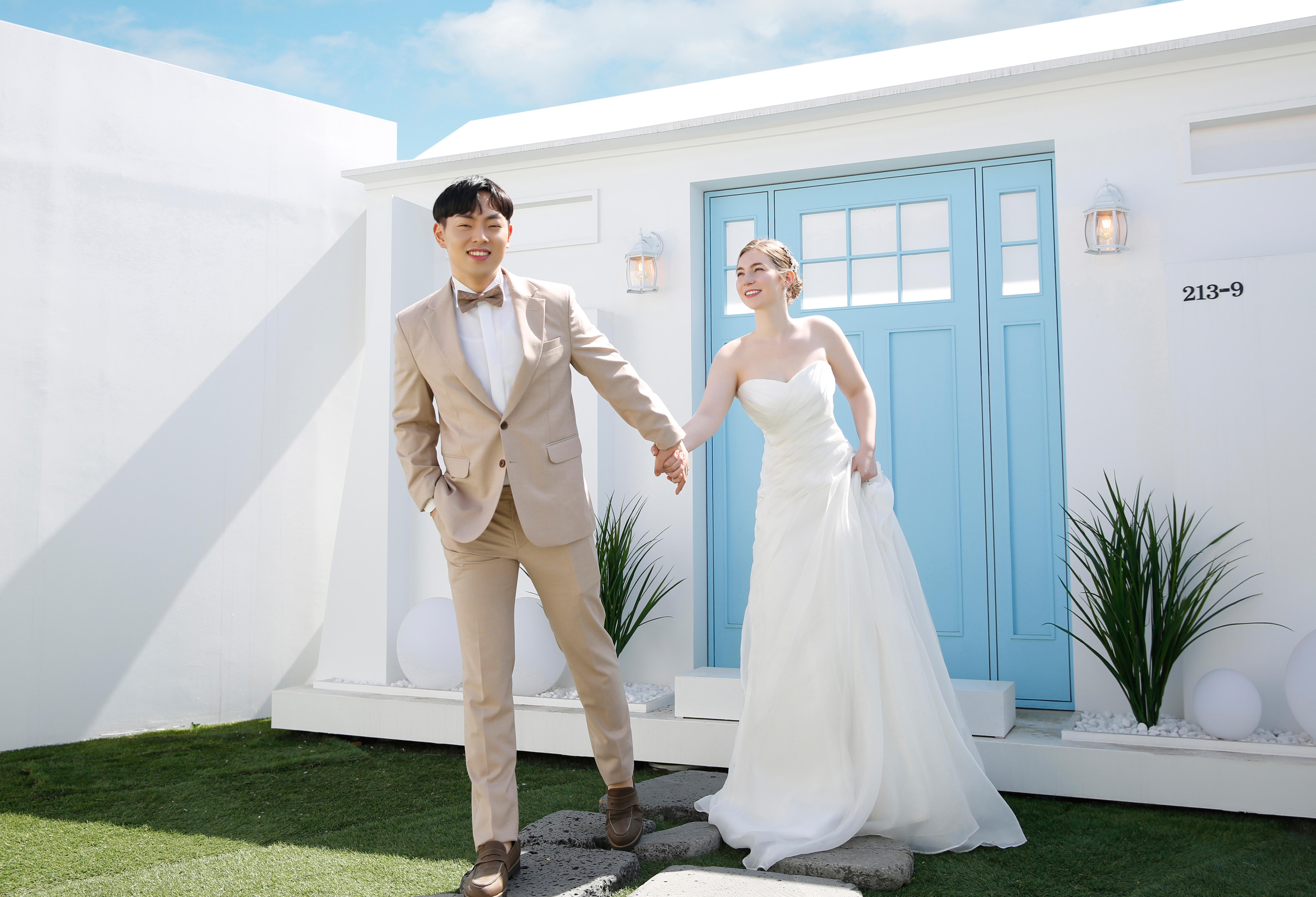 The Wedding Website of Gabrielle Weaver and HeeGeon Pyo