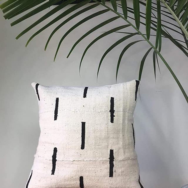 Dash Line African Mudcloth Pillow Cover
