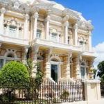 Delina Golden Rooftop