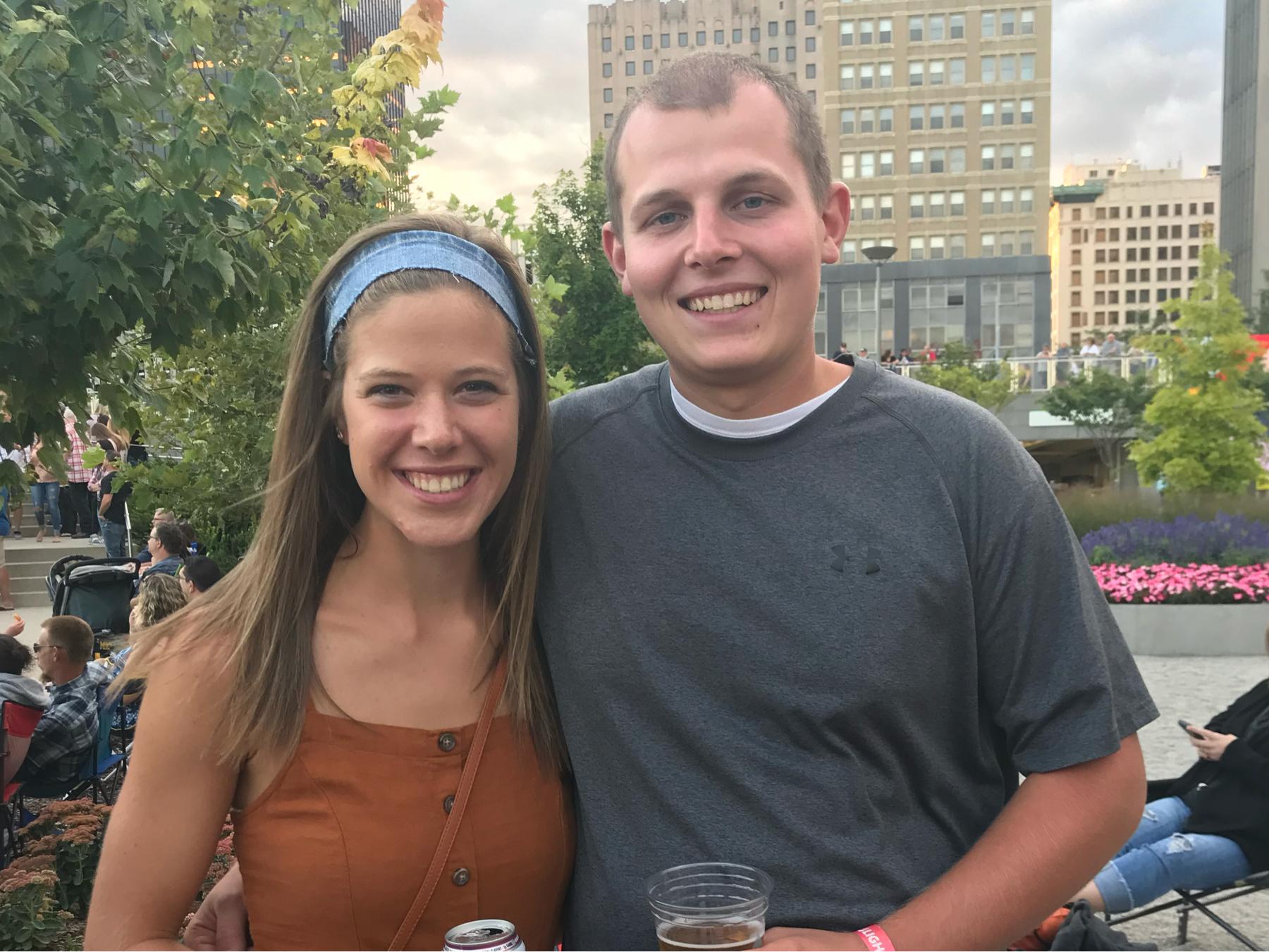 The Wedding Website of Amber Ellerbrock and Tyler Siefker