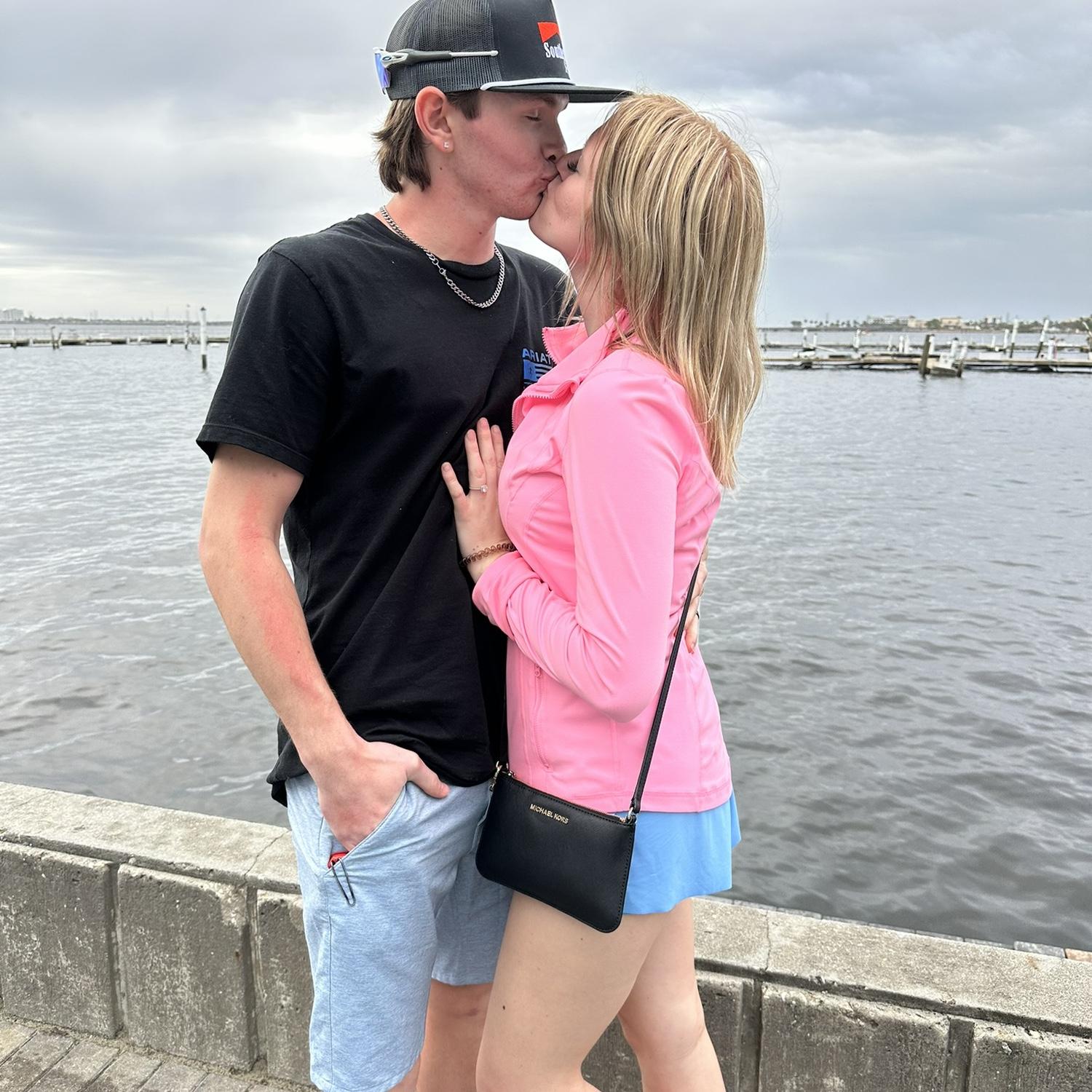 Kissing on Fishermans Village 2025