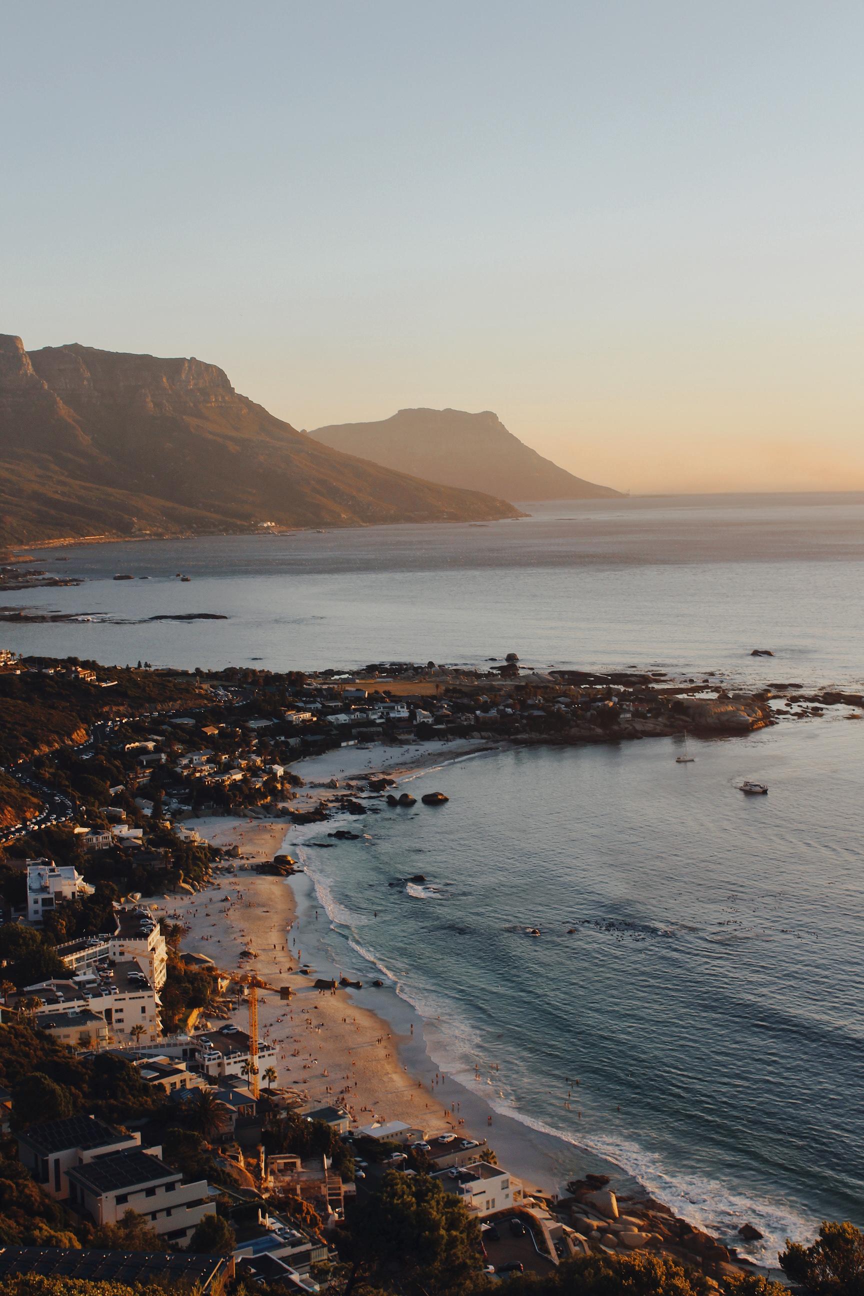The Wedding Website of Caitlin De Kock and Brent Adams
