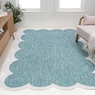 Alice Two-Tone Scalloped Indoor/Outdoor Area Rug