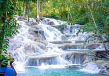 Dunn's River Falls & Park