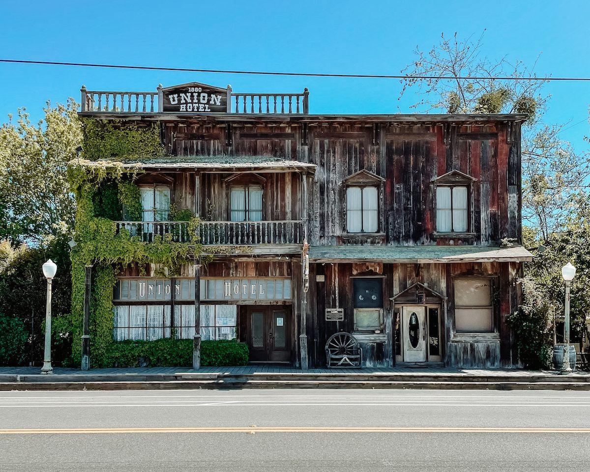 The Wedding Website of Rachel Berman and Yoni Saadi