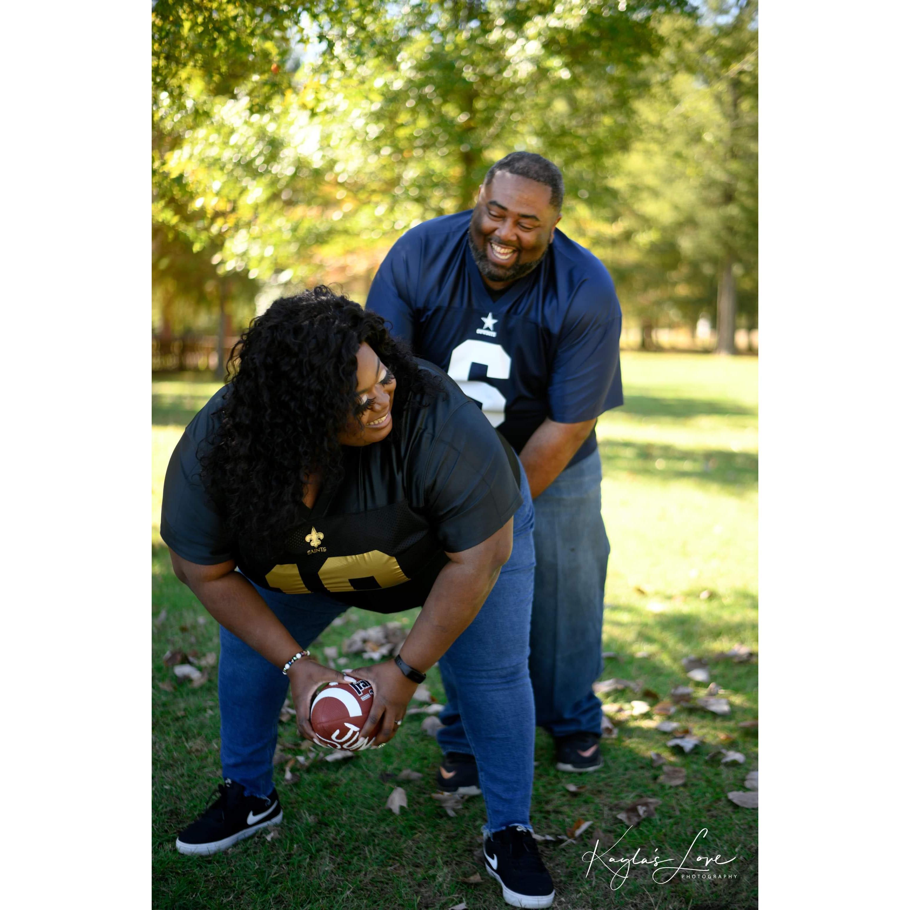 🎶Back it up & dump it!🎶 Engagement pic