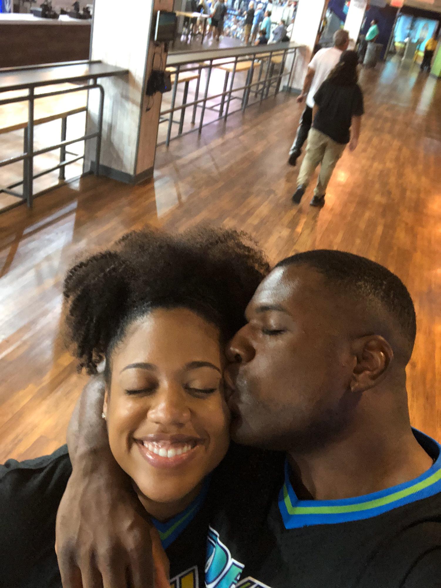 Me: 😚
Her : 🤗😁♥️