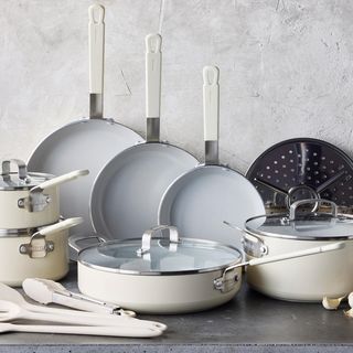 Bobby Flay Professional Grade Ceramic Nonstick 16-Piece Cookware Set
