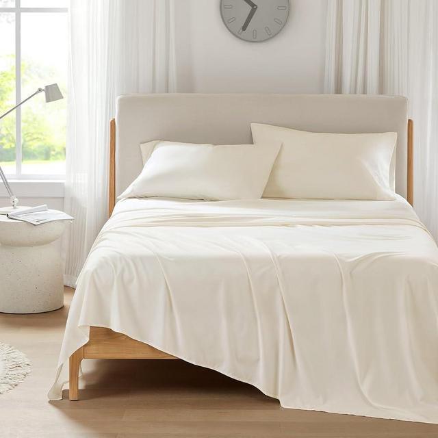 Comfort Spaces King Cooling Sheets, Moisture Wicking Coolmax Sheets, Soft, Colorfast Sheet Set, Cooling Bed Sheets for Hot Sleepers, Elastic Deep Pocket Fits Up to 16" Mattress, King Cream 4 Piece