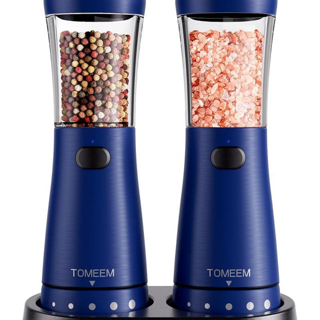 Electric Salt and Pepper Grinder Set with Storage Base, Stainless Steel Rechargeable Salt and Pepper Grinder Set with 4.5 oz Large Capacity, 1.8" Wide Mouth, Adjustable Coarseness, Ideal for Kitchen