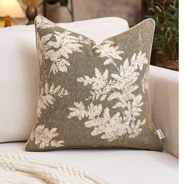 Yangest Neutral Leaf Pillow Cover 18 x18 Inches, Vintage Chenille Square Throw Pillow Cover Soft Leaves Nature Accent Couch Pillow Cover for Living Room Bedroom, Beige