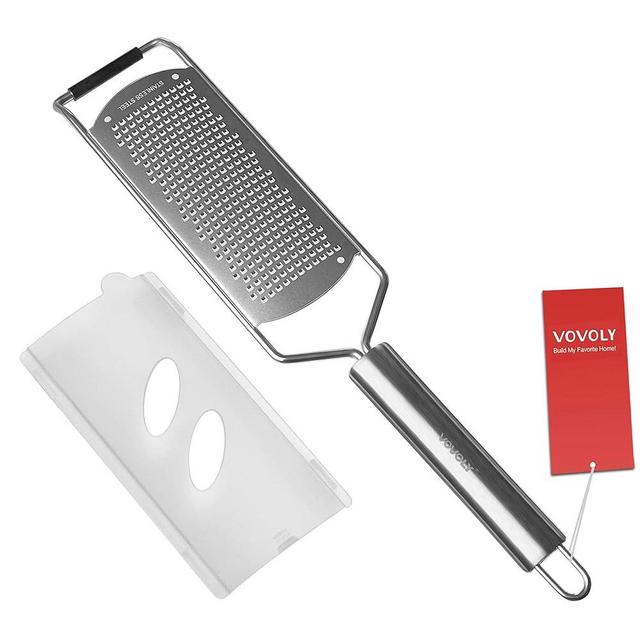 Professional Zester Grater Fine for Hard Cheese, Citrus Fruits, Garlic, Chili, Cinnamon and Nutmeg, Kitchen grater with Razor-Sharp Stainless Steel Blade (Fine)