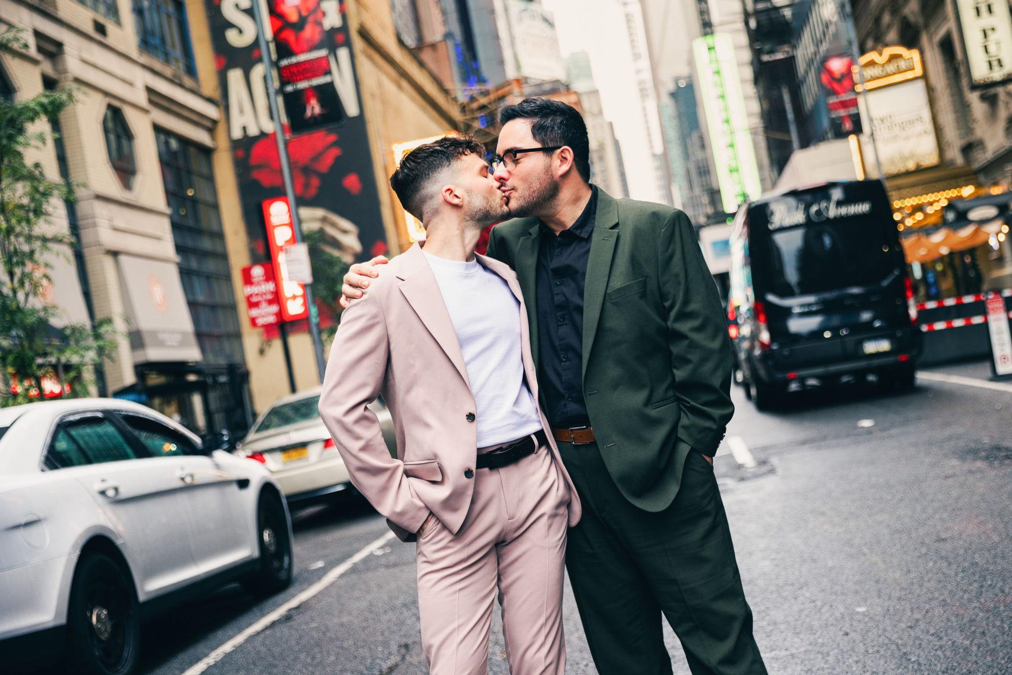 The Wedding Website of Michael Hull and Chris Sanders