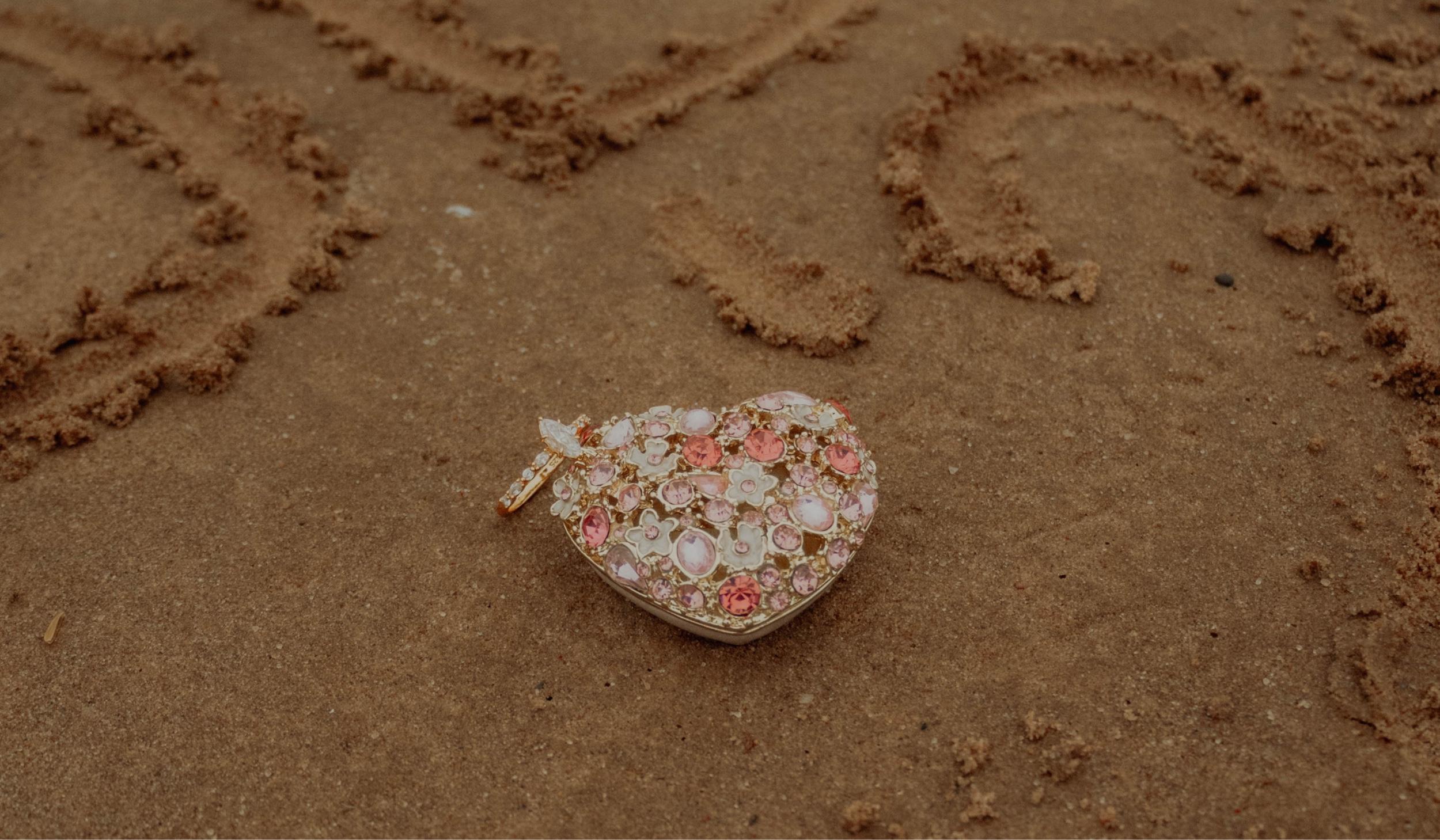 The Wedding Website of Brooklyn Holman and Hunter Hegeman